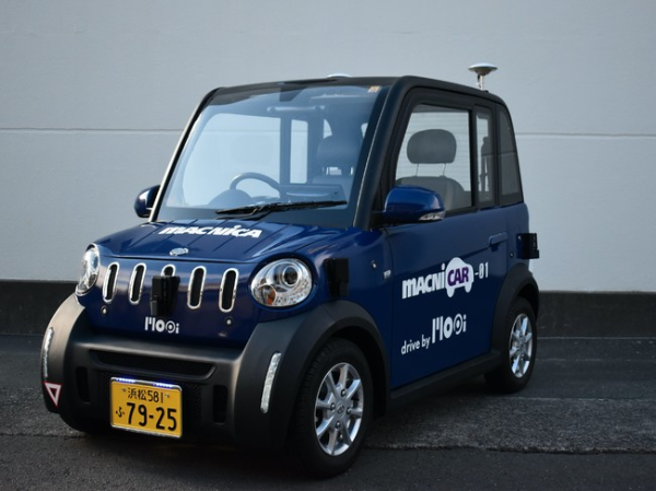 自動運転のEV「マイクロ・ロボットタクシー Mopi」、公道での実証実験開始