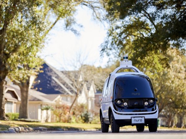 自動運転開発のNuroがカリフォルニア州からドライバーレス配達の商業展開許可を取得